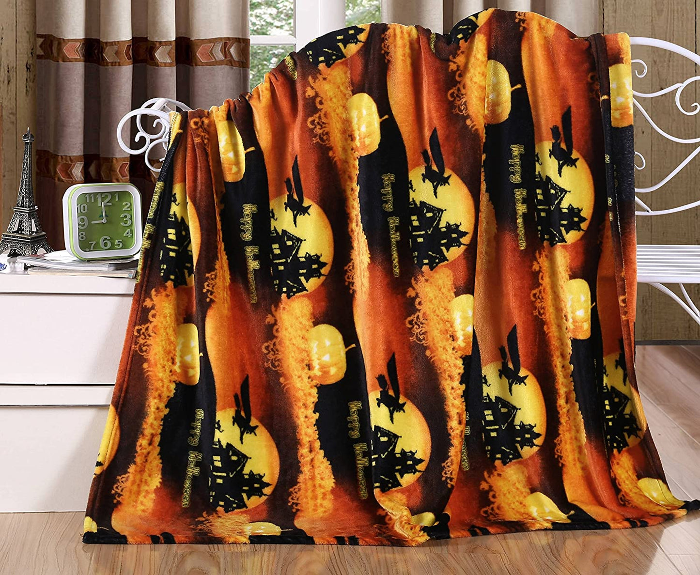 Happy Halloween Microplush Throw Blanket (50 X 60 Inch) - Pumpkins