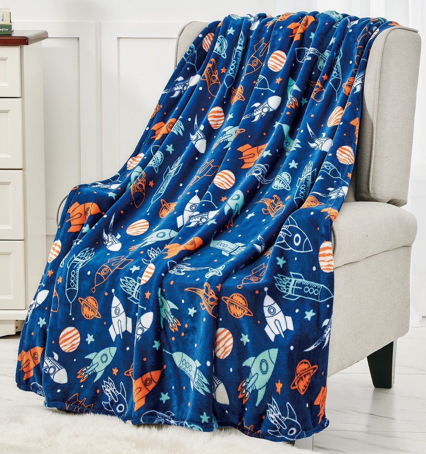 Decor&More Out of This World Plush Fleece Throw Blanket (50 inches x 60 inches ) - Space Adventure