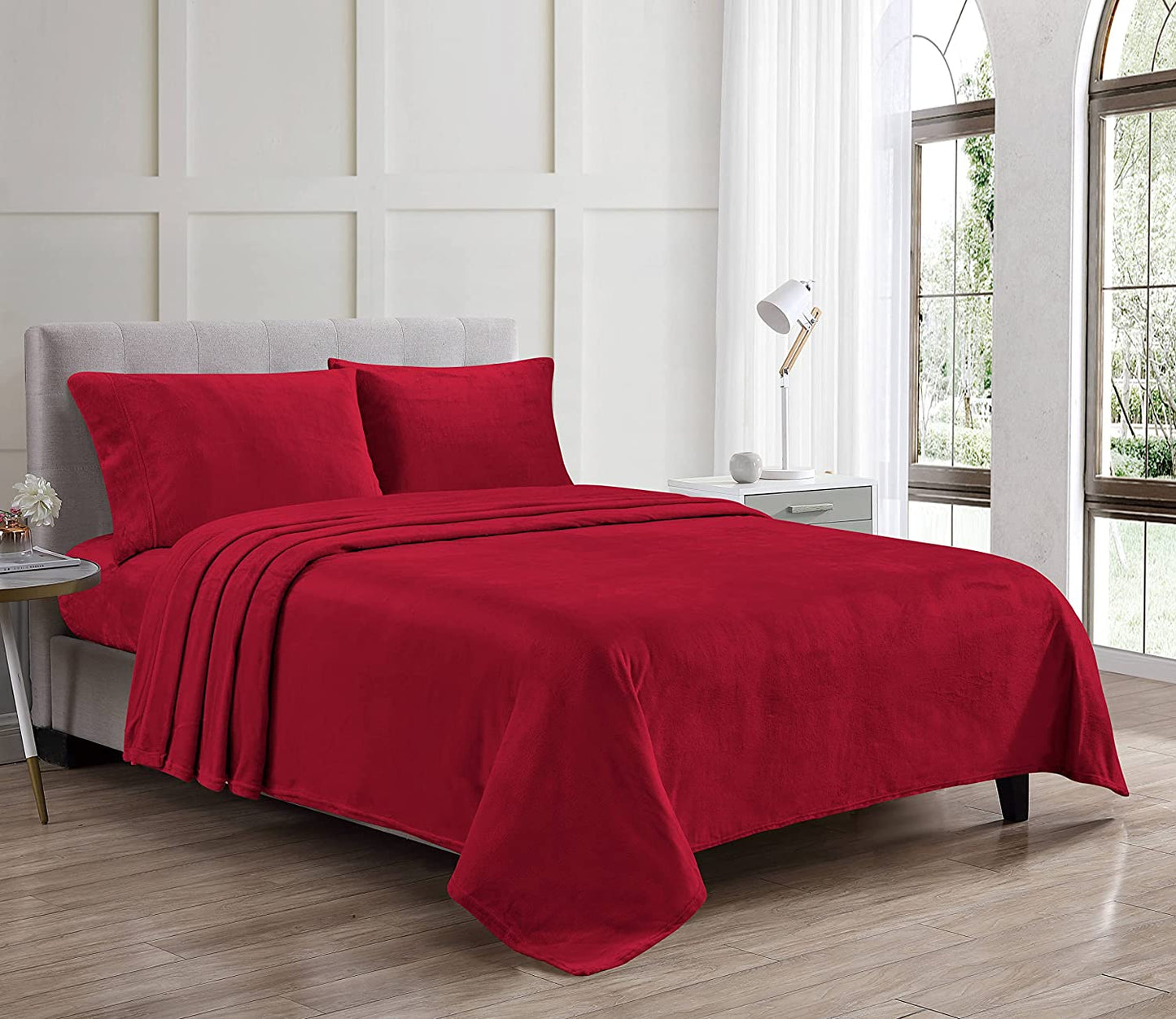 Décor&More Luxury Elegance Extra Soft Velvet Touch Microplush Sheet Set