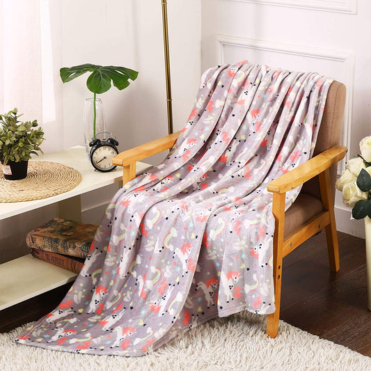 Décor&More Home Essentials Tropical Plush Throw