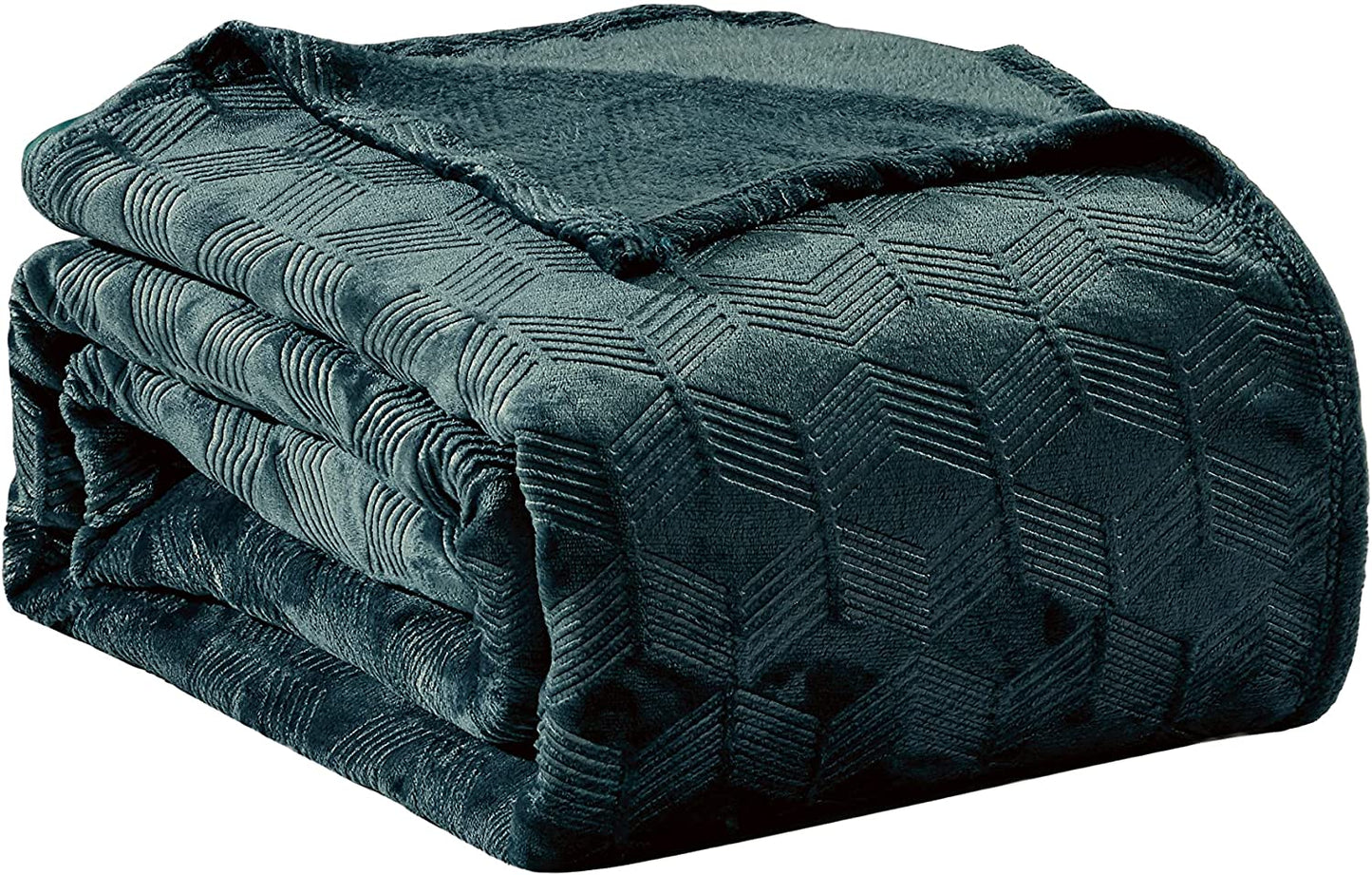 Ultra Plush by Décor&More Chevron Arrow Jacquard Microplush Blanket