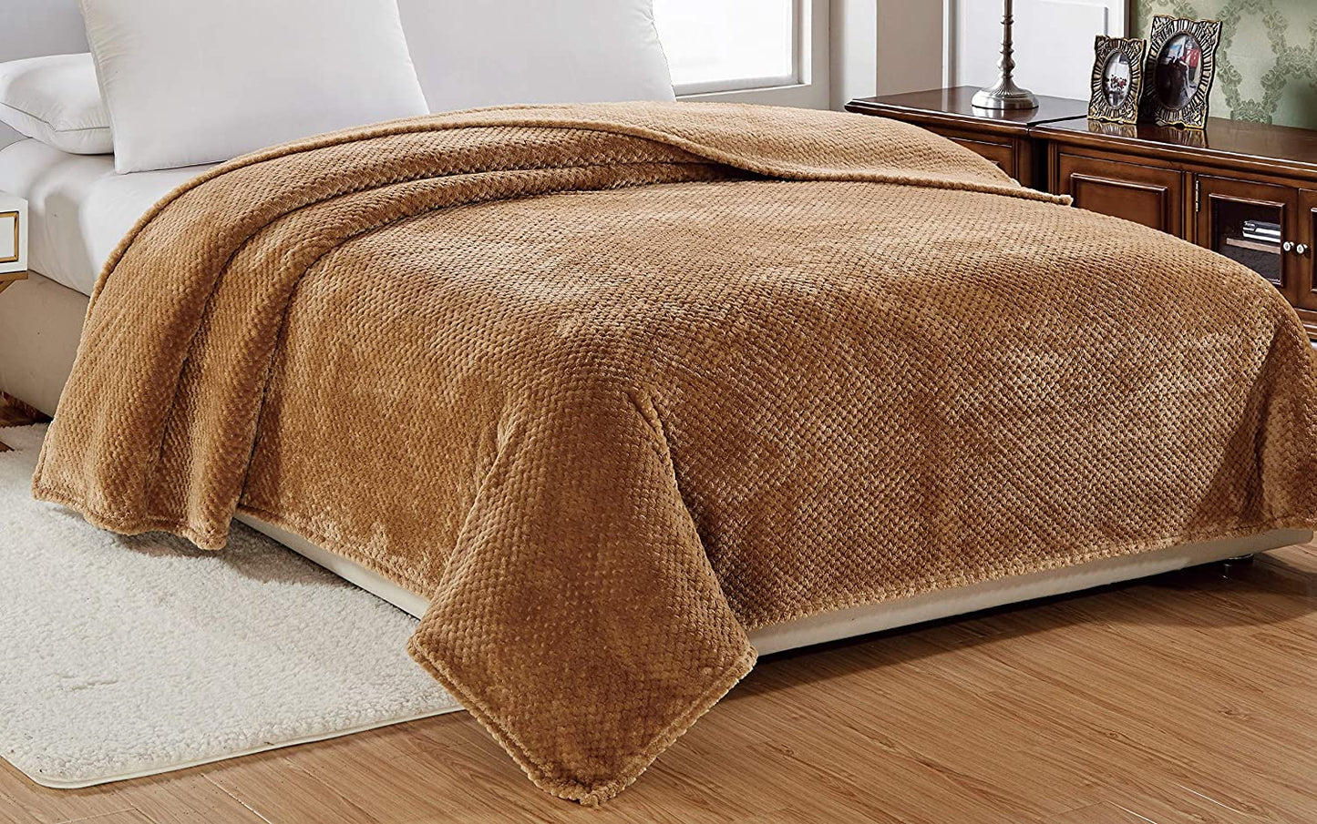 Décor&More Ultra Lush Soft&Cozy Popcorn Textured Microplush Blanket