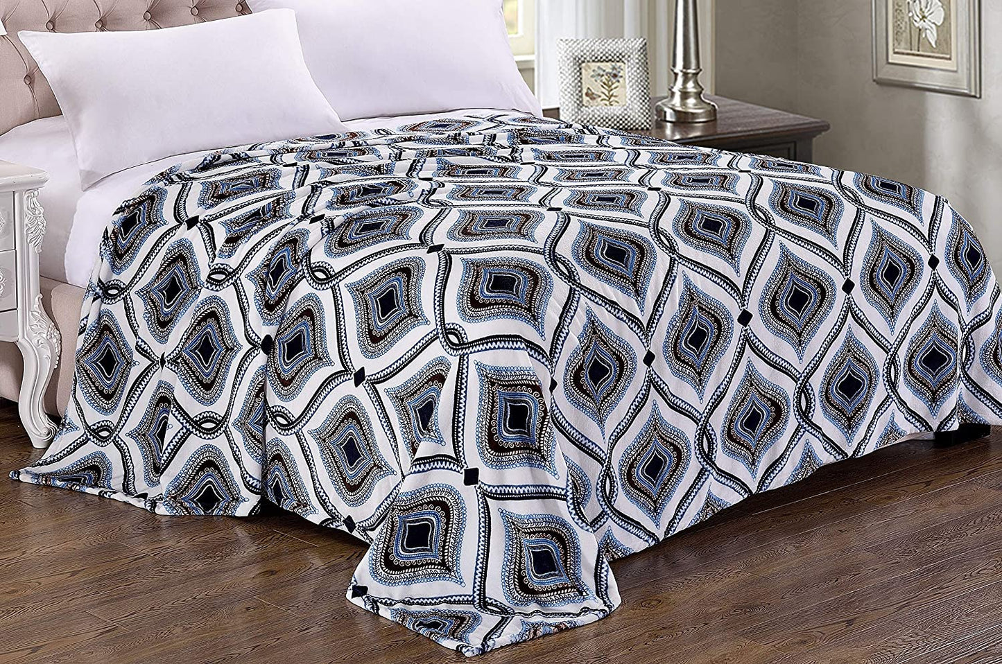 Décor&More Home Essentials Jessica Printed Microplush Blanket